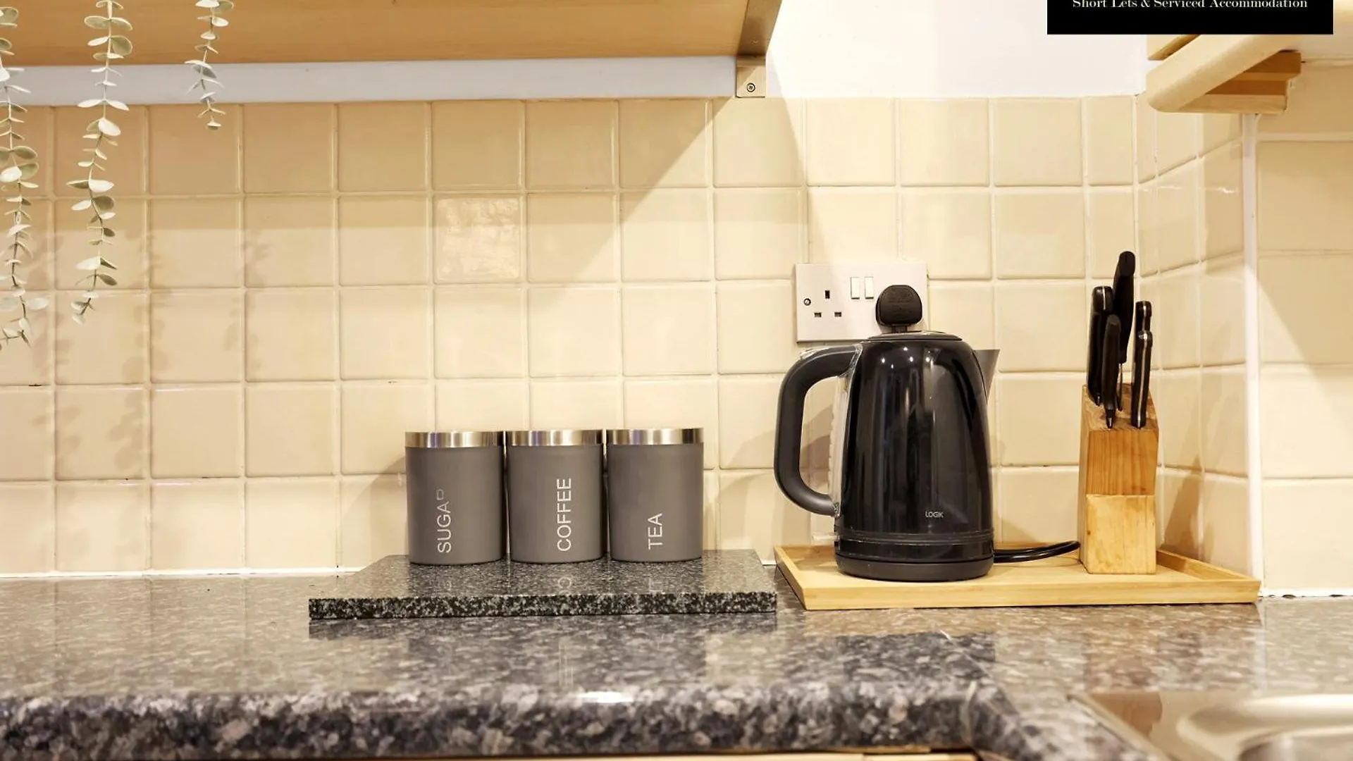 Caraway Heights 2Bedroom Apt Sleeps 6 In Canary Wharf, Free Parking, Near Excel, O2 & London City Airport By Maison Christo Property Short Lets & Serviced Accommodation Apartment
